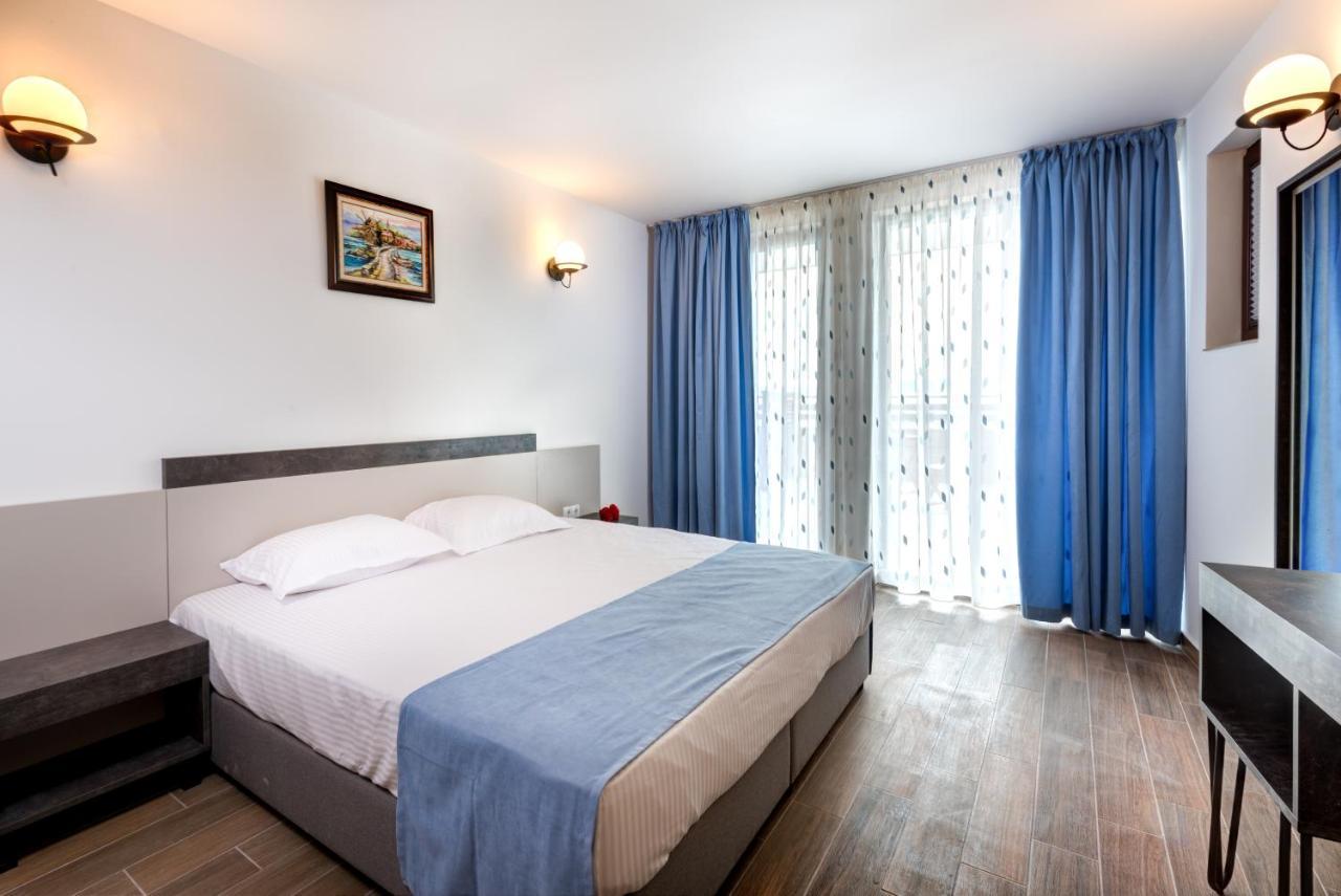 Panorama Blue Family Hotel And Free Parking Nesebăr Exterior foto