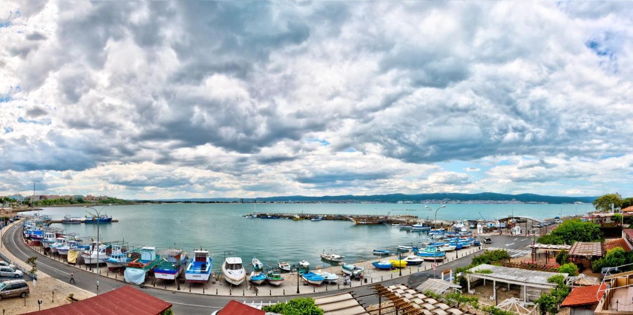 Panorama Blue Family Hotel And Free Parking Nesebăr Exterior foto
