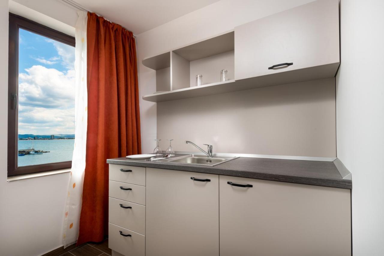 Panorama Blue Family Hotel And Free Parking Nesebăr Exterior foto